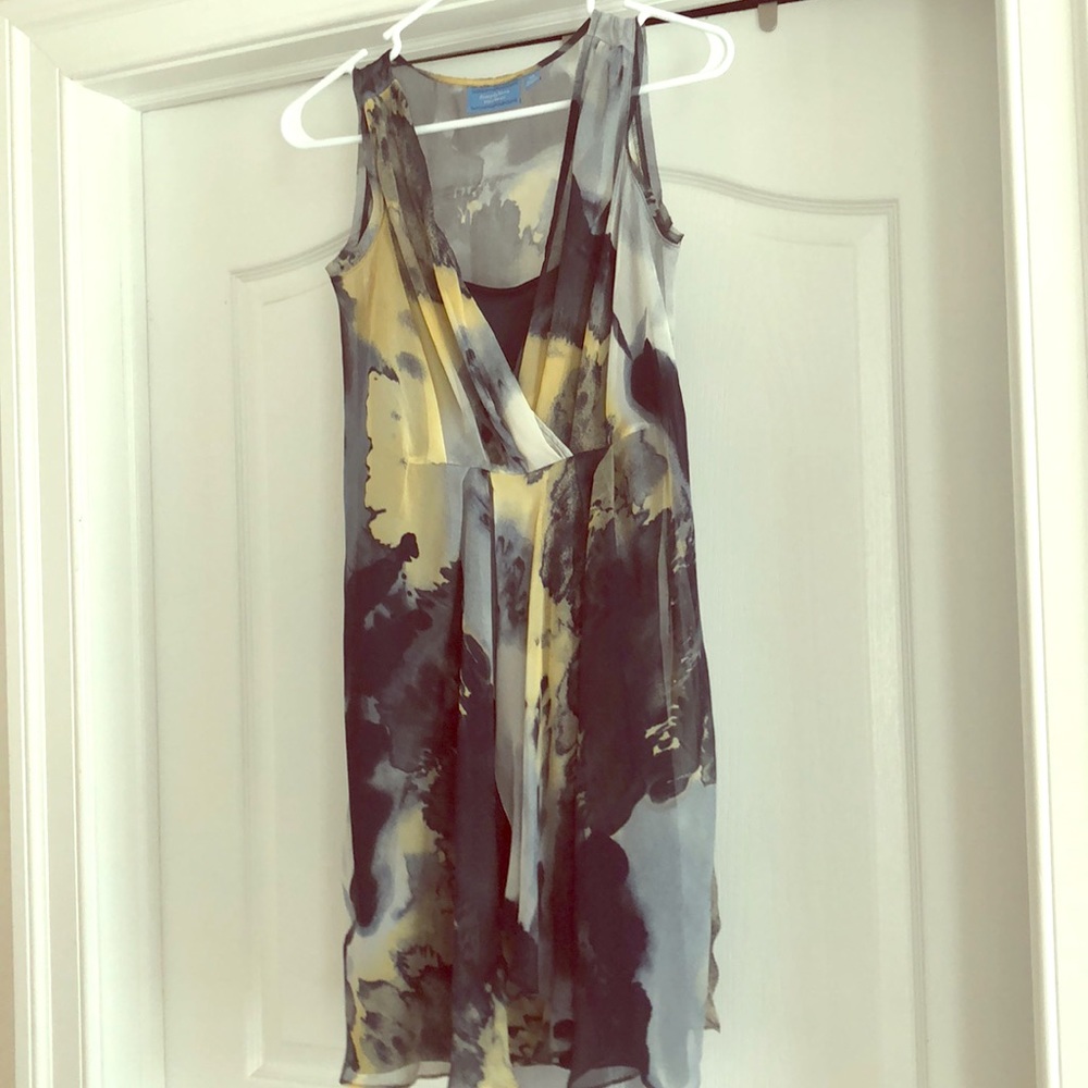 Simply Vera by Vera Wang navy and yellow dress